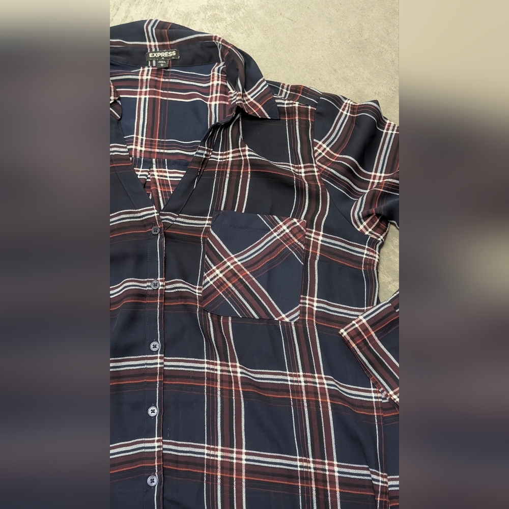 Express plaid blouse, Large